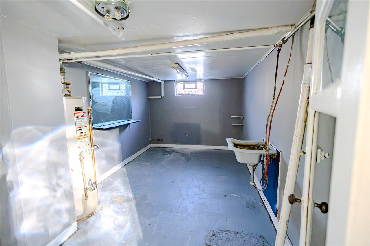 2525 Reynolds Street, Muskegon Heights, MI, 49444