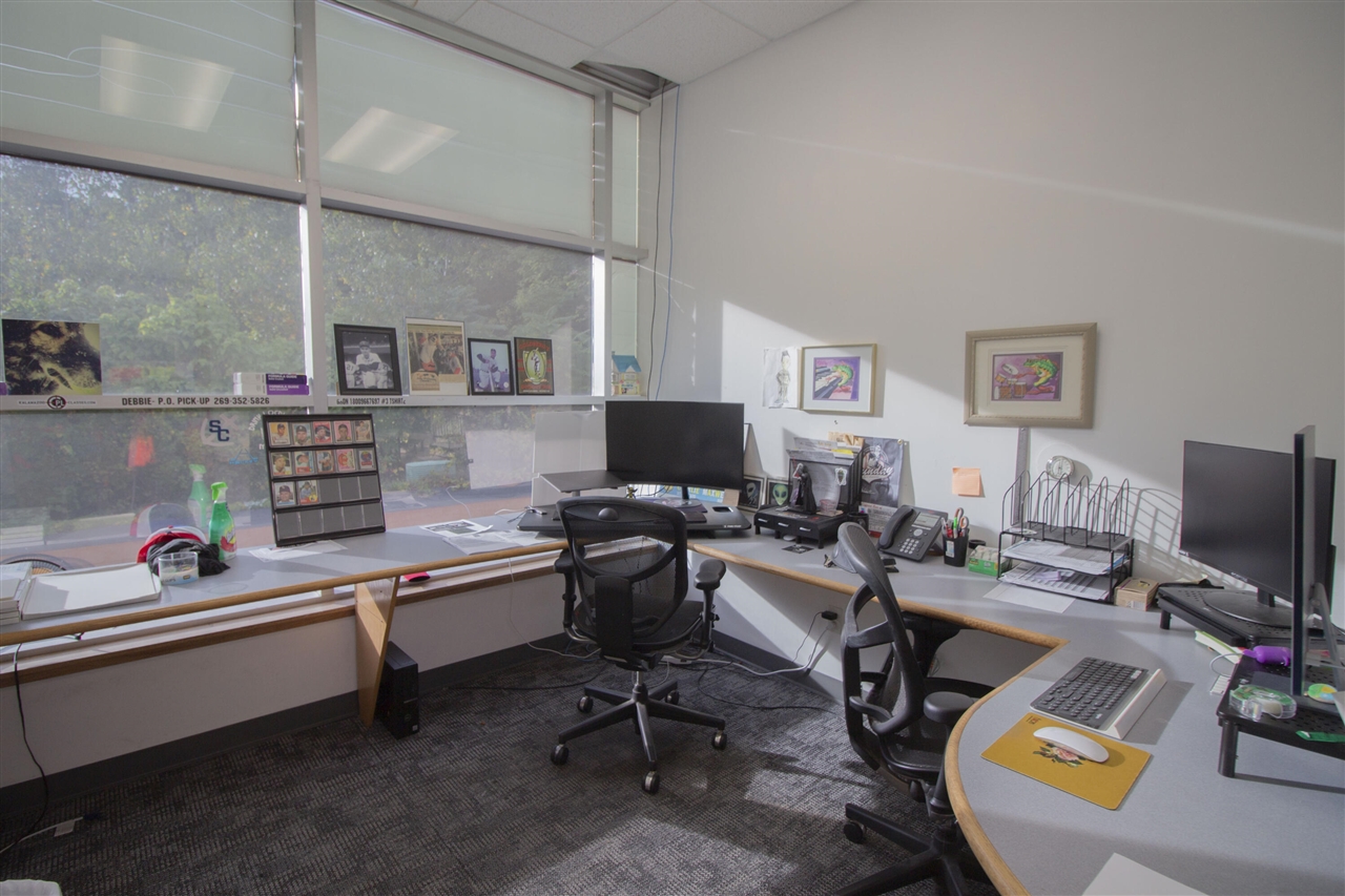 8608 W Main Street, Kalamazoo, MI, 49009