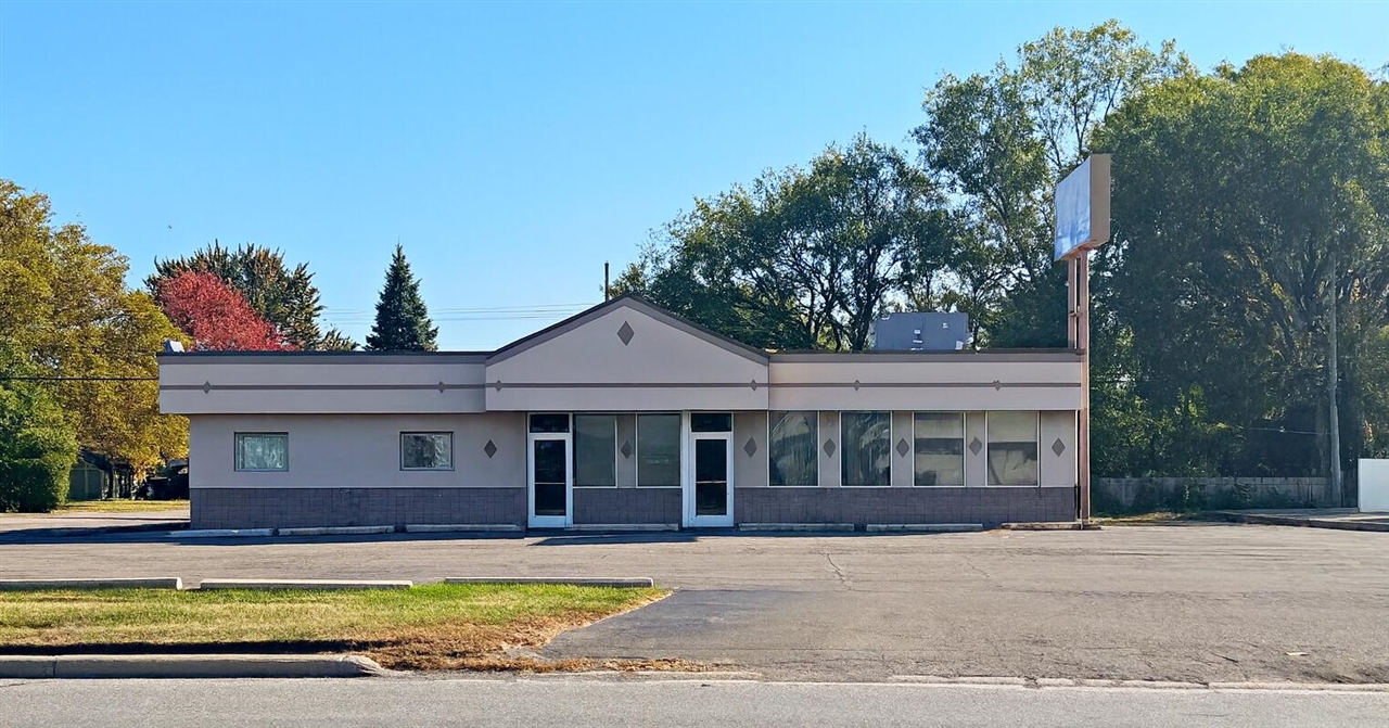 1848 E Sherman Boulevard, Muskegon, MI, 49444-1963