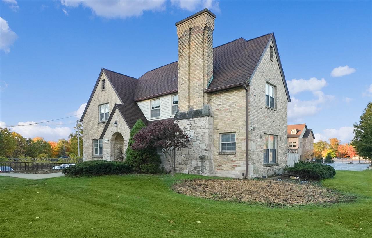 1204 W Western Avenue, Muskegon, MI, 49441-1674