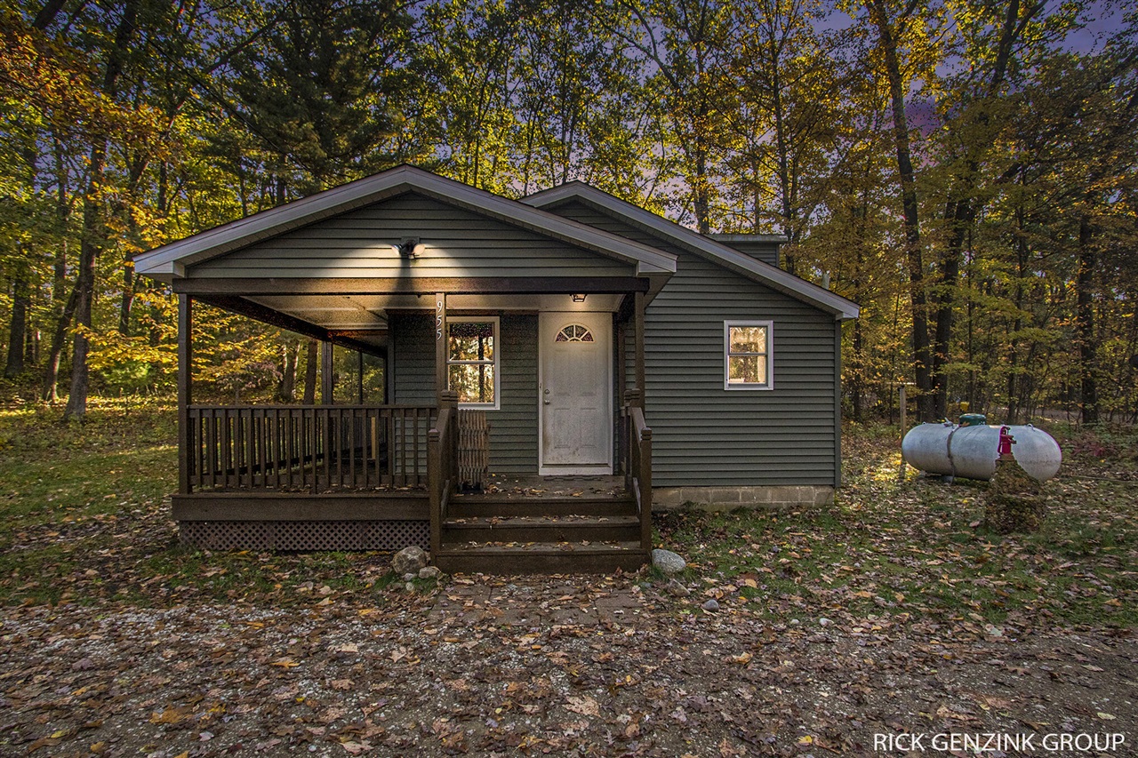 Homes for sale in Pullman, MI | 955 54th St, Pullman, MI 49450 | MLS# 70501927