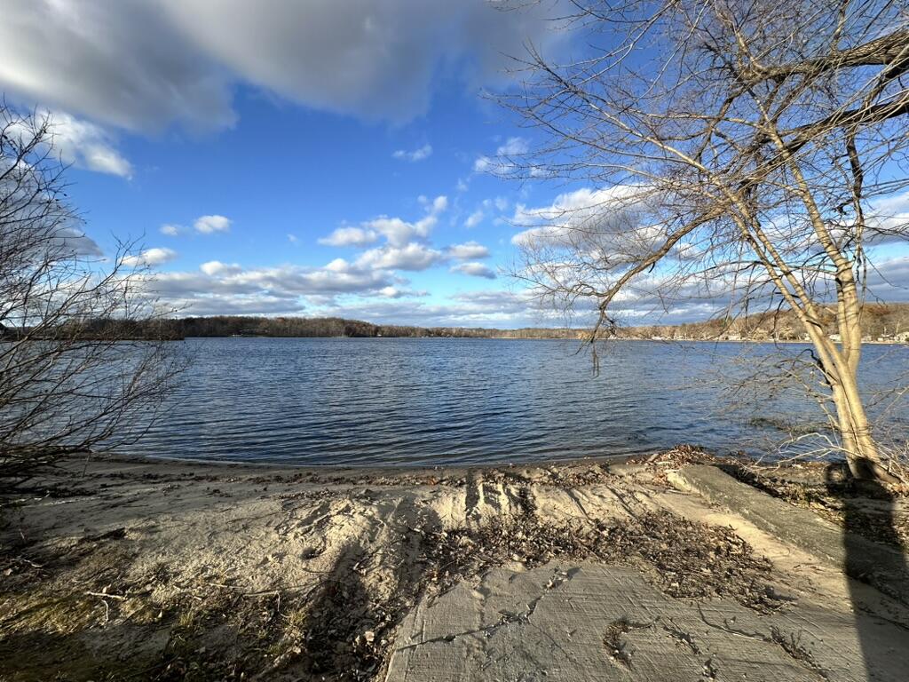 Homes for sale in Pinckney, MI | Oak Vacant Lots, Pinckney, MI 48169 | MLS# 70502364