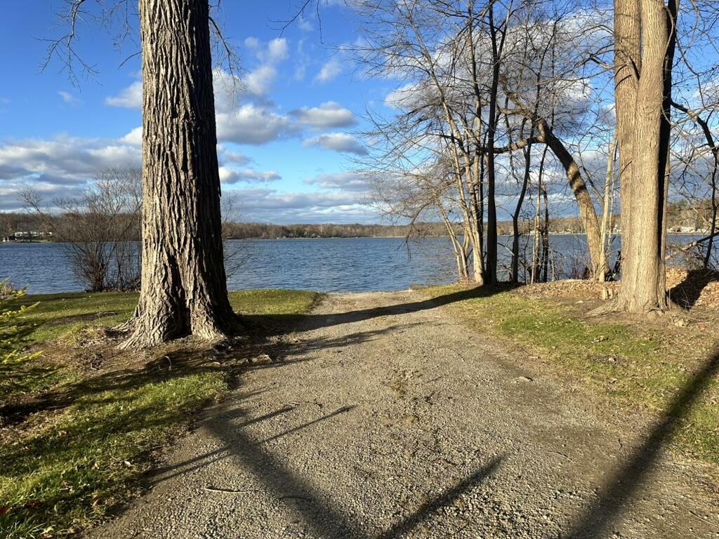 Homes for sale in Pinckney, MI | Oak Vacant Lots, Pinckney, MI 48169 | MLS# 70502364