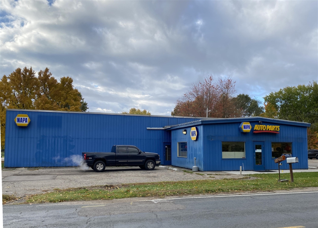 21001 Middlebelt Road, New Boston, MI, 48164