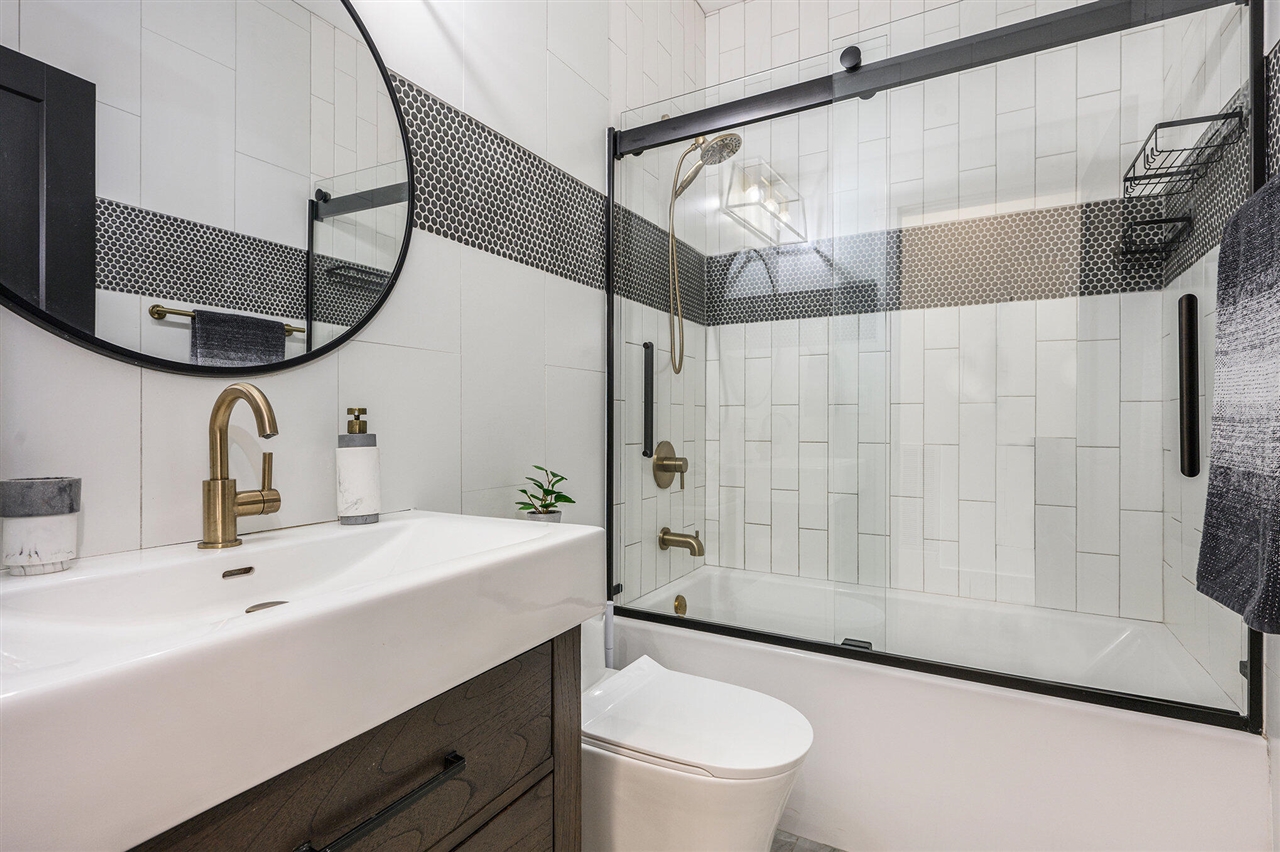 22942 M-43, Kalamazoo, MI, 49009