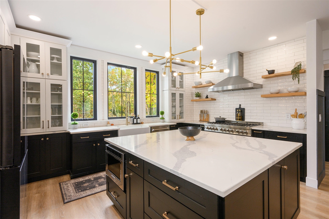 22942 M-43, Kalamazoo, MI, 49009