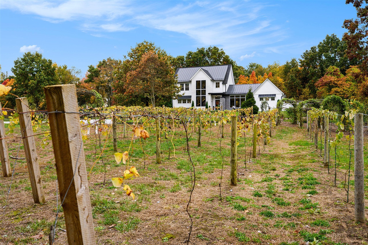 22942 M-43, Kalamazoo, MI, 49009