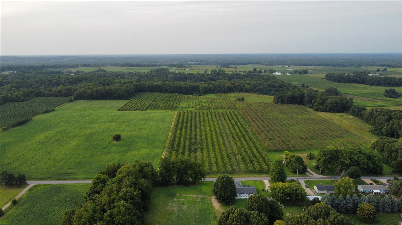 44702 56th Avenue, Paw Paw, MI, 49079-9730