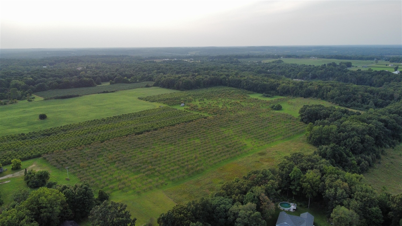 44702 56th Avenue, Paw Paw, MI, 49079-9730