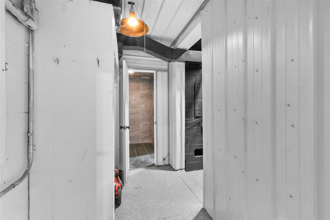 226 W Cesar E Chavez Ave, Lansing, MI, 48906-4809