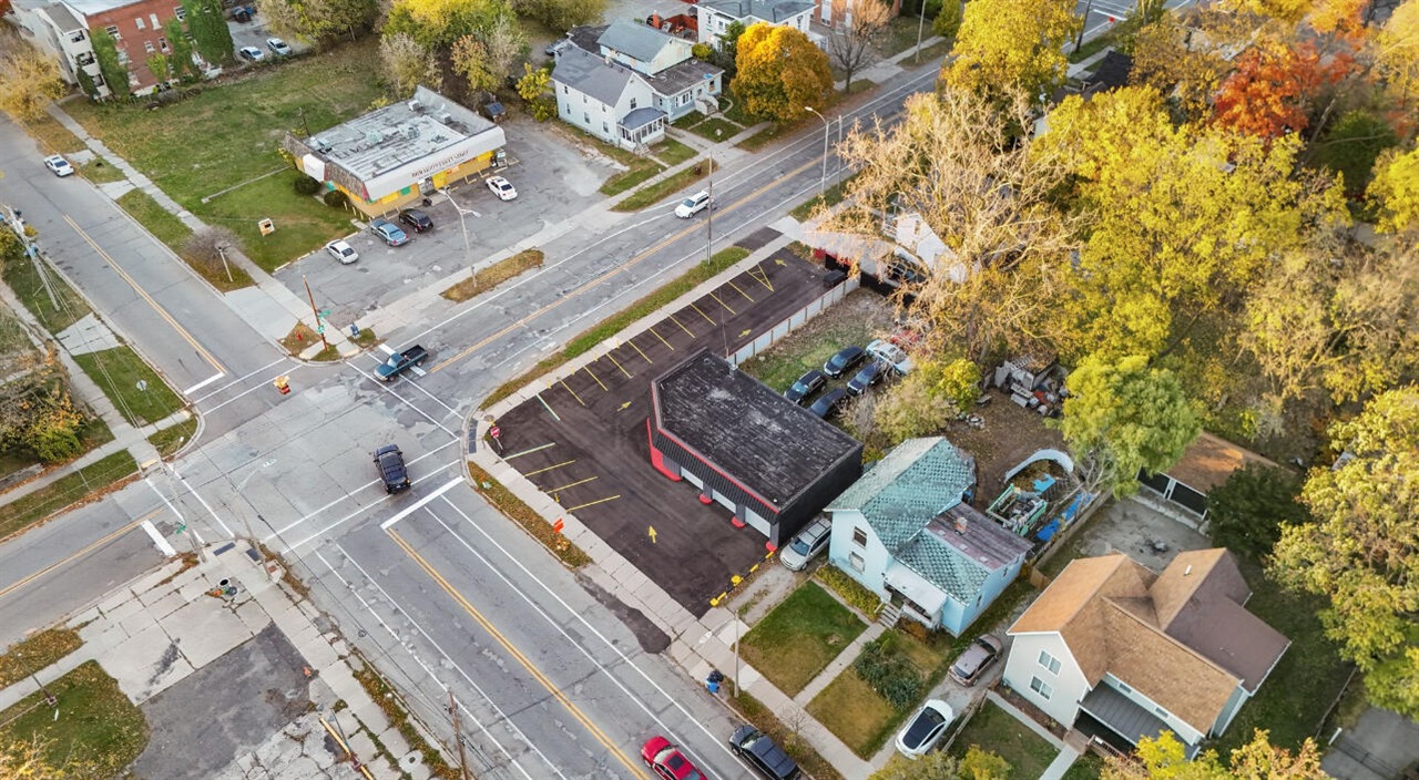 226 W Cesar E Chavez Ave, Lansing, MI, 48906-4809