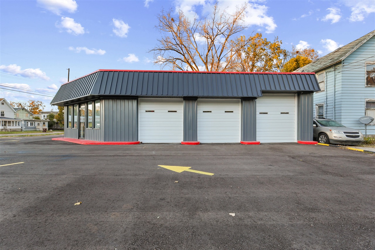 226 W Cesar E Chavez Ave, Lansing, MI, 48906-4809