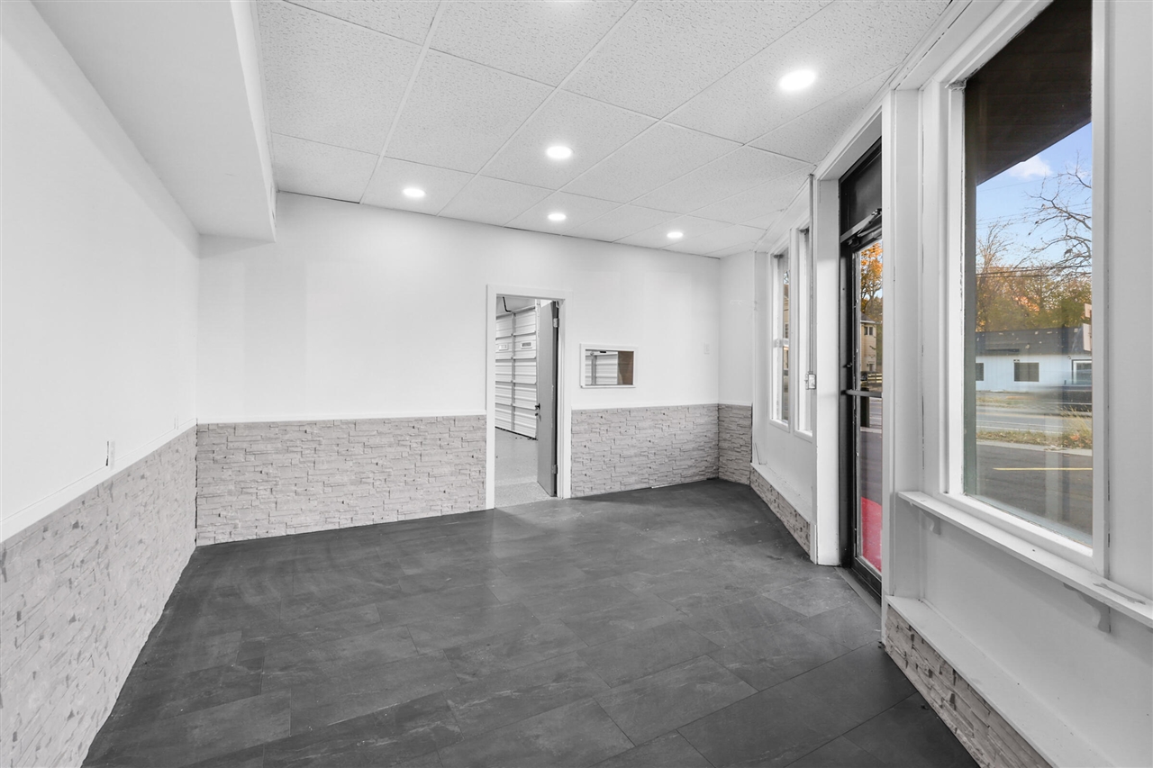 226 W Cesar E Chavez Ave, Lansing, MI, 48906-4809