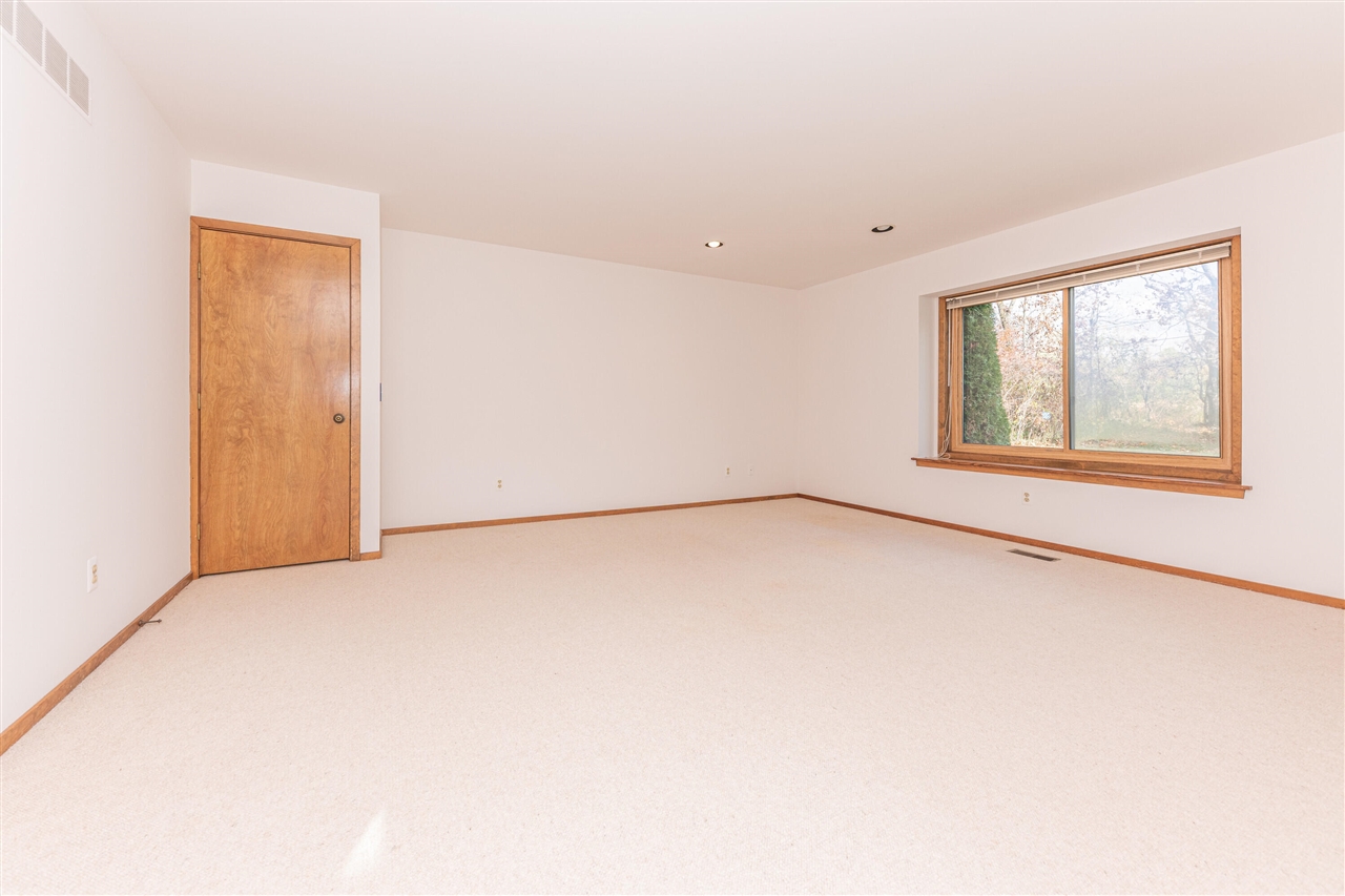 2225 Chaucer Court, Ann Arbor, MI, 48103-6174