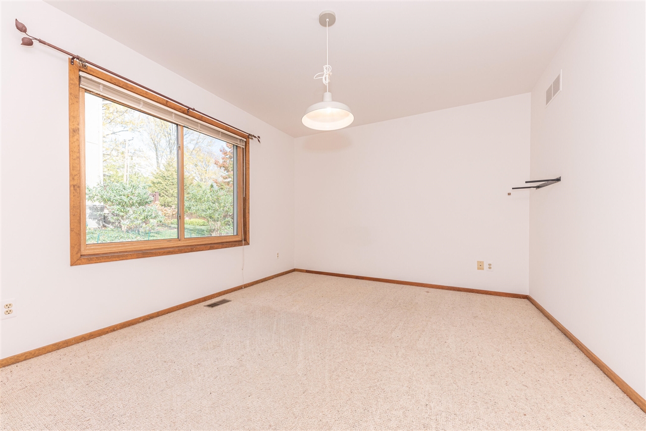 2225 Chaucer Court, Ann Arbor, MI, 48103-6174