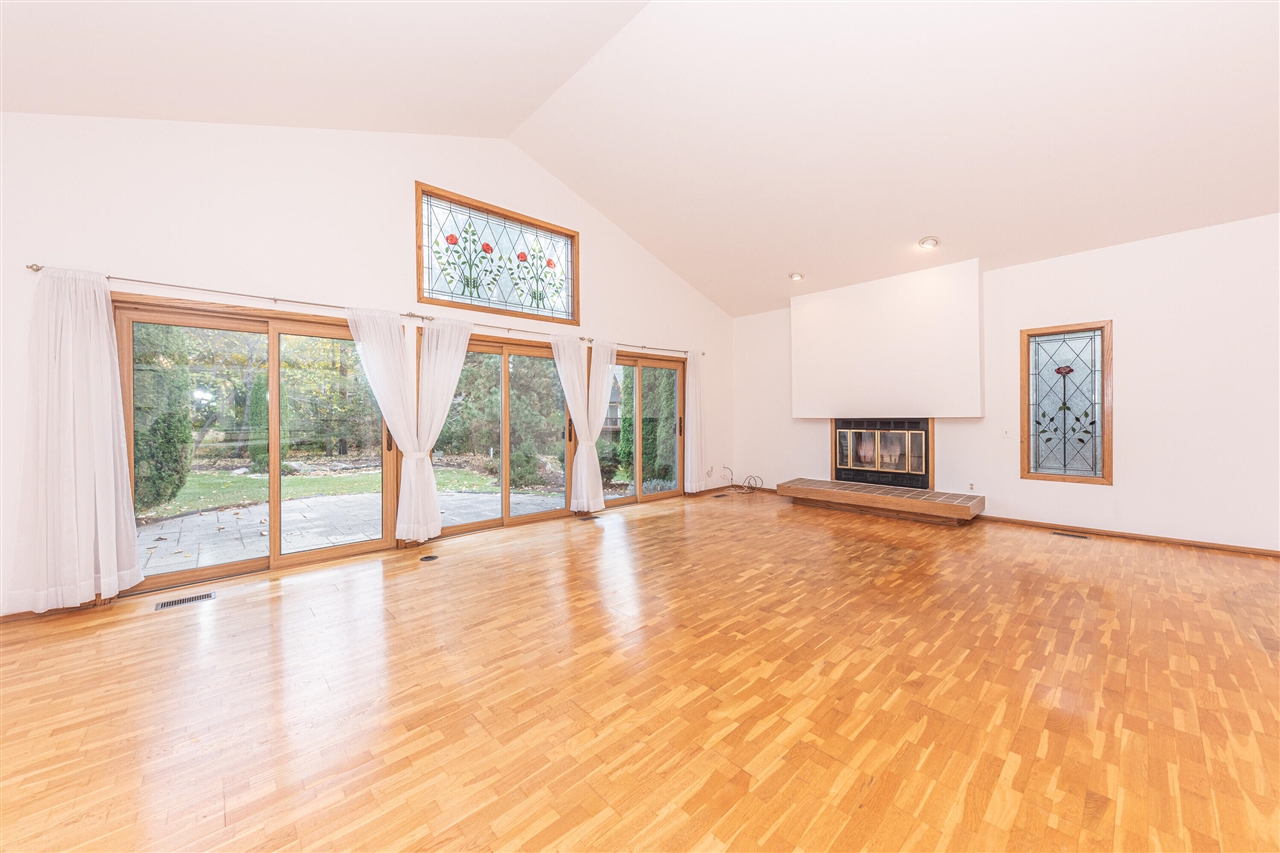 2225 Chaucer Court, Ann Arbor, MI, 48103-6174