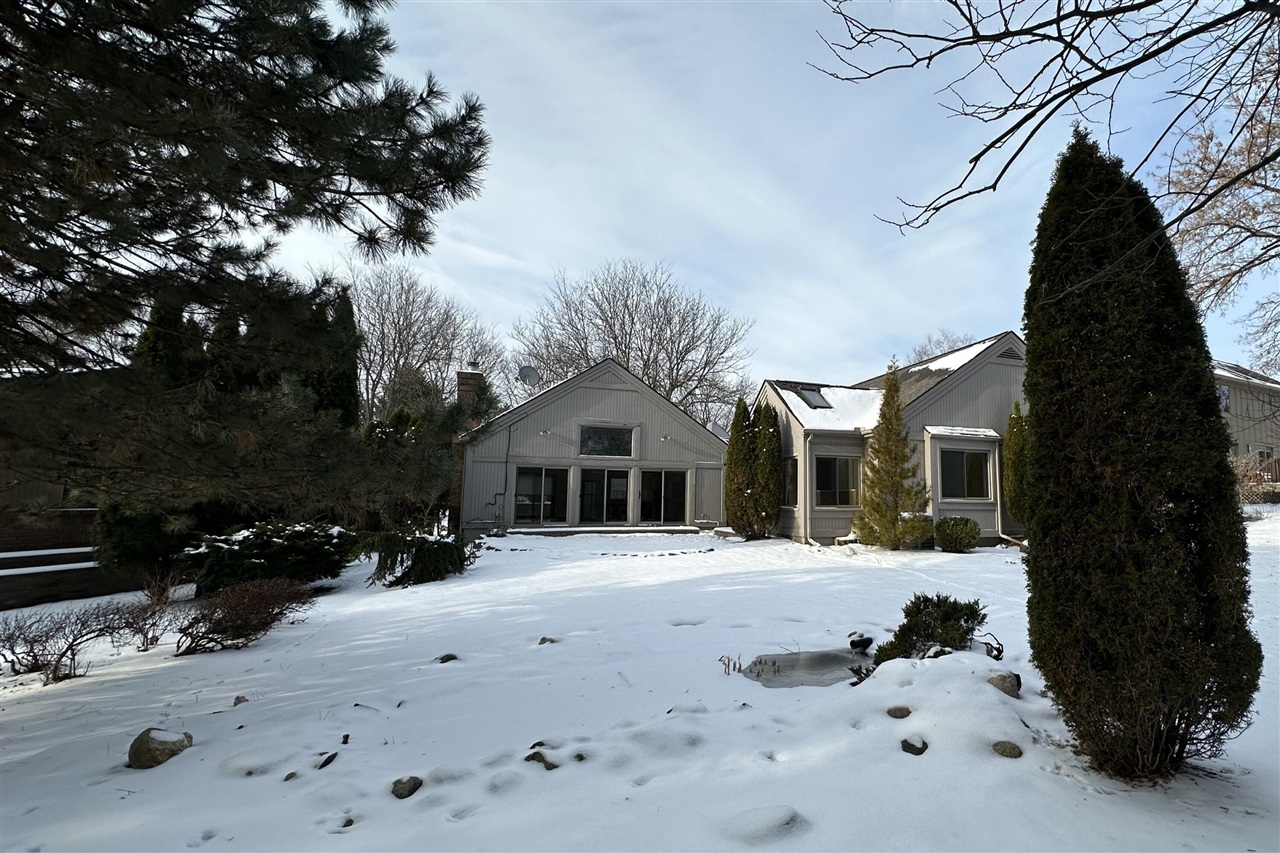 2225 Chaucer Court, Ann Arbor, MI, 48103-6174