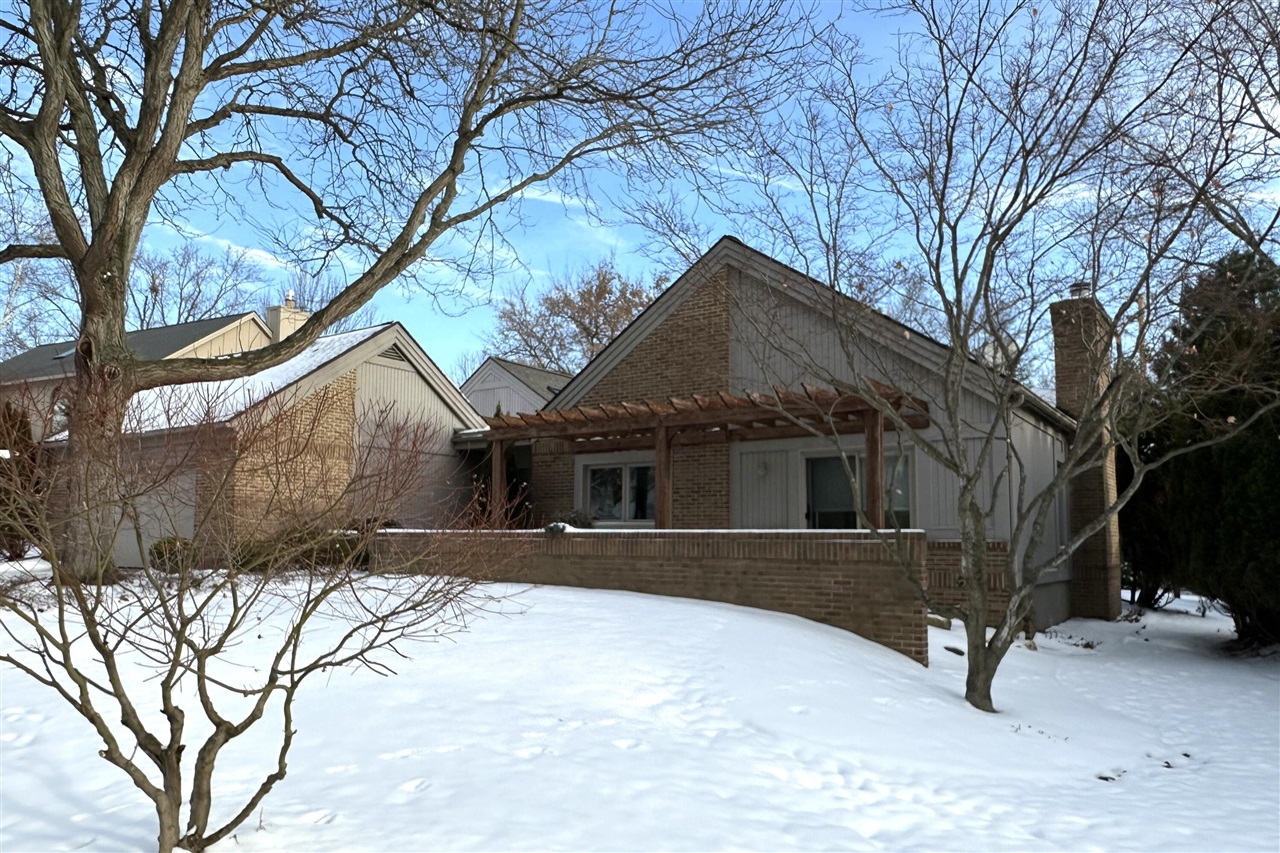 2225 Chaucer Court, Ann Arbor, MI, 48103-6174