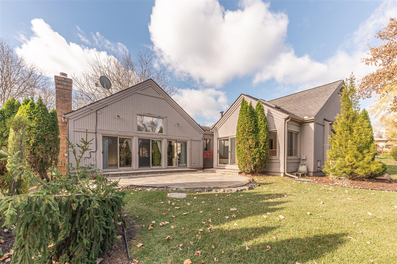 2225 Chaucer Court, Ann Arbor, MI, 48103-6174