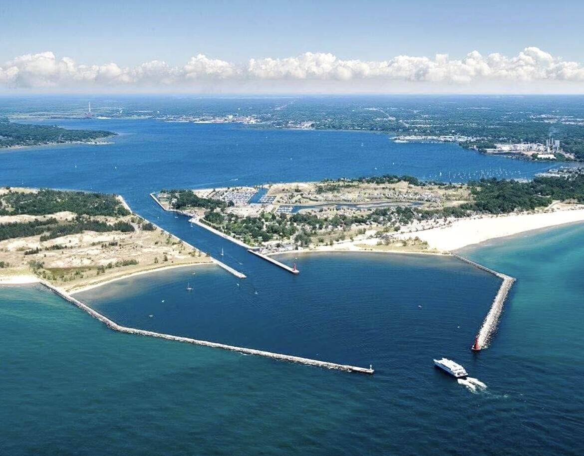 7087 Black Lake Road, Norton Shores, MI, 49444