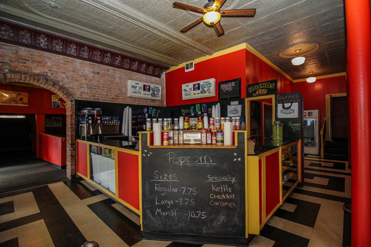 219 W Chicago Road, Sturgis, MI, 49091