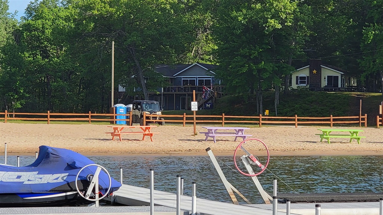 3rd image of 11988 S Shady Grove Dr, Baldwin, MI 49304 | MLS# 70504115