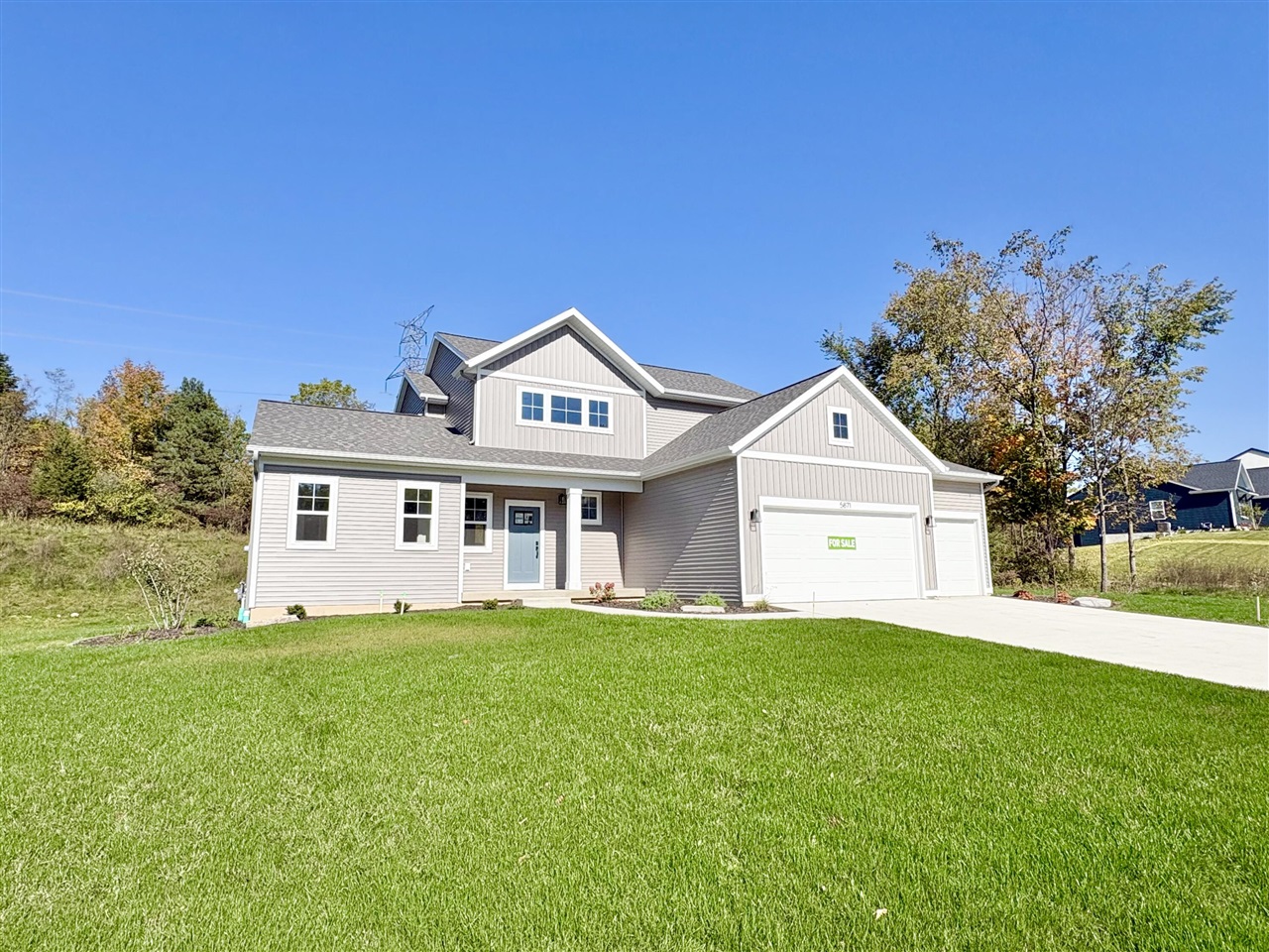 Photo 2 of Single family home for sale at 5871 Valley Point Dr, Caledonia, MI 49316 | MLS# 70504148 | Listing updated on 2026-10-07