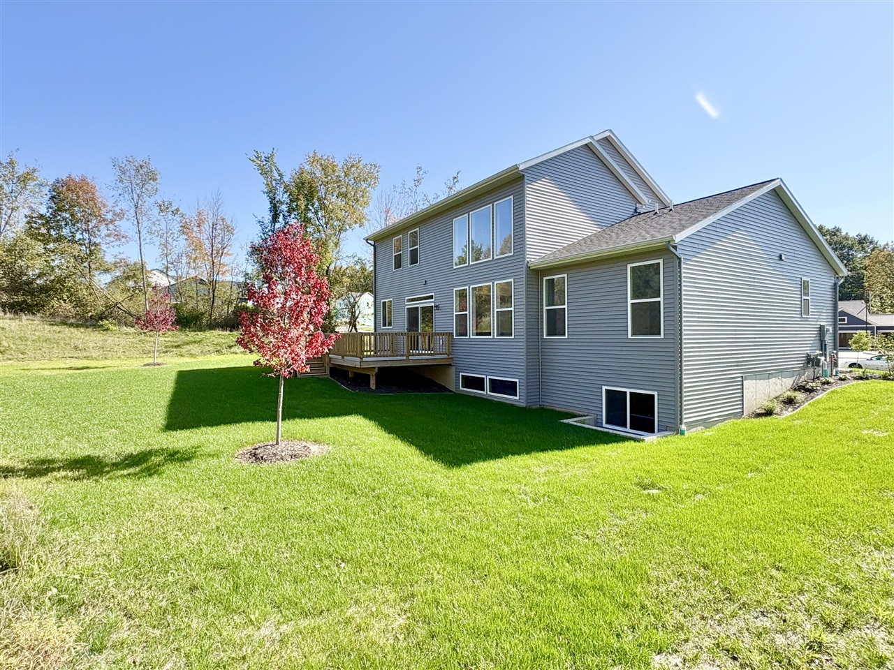 Photo 3 of Single family home for sale at 5871 Valley Point Dr, Caledonia, MI 49316 | MLS# 70504148 | Listing updated on 2026-10-07