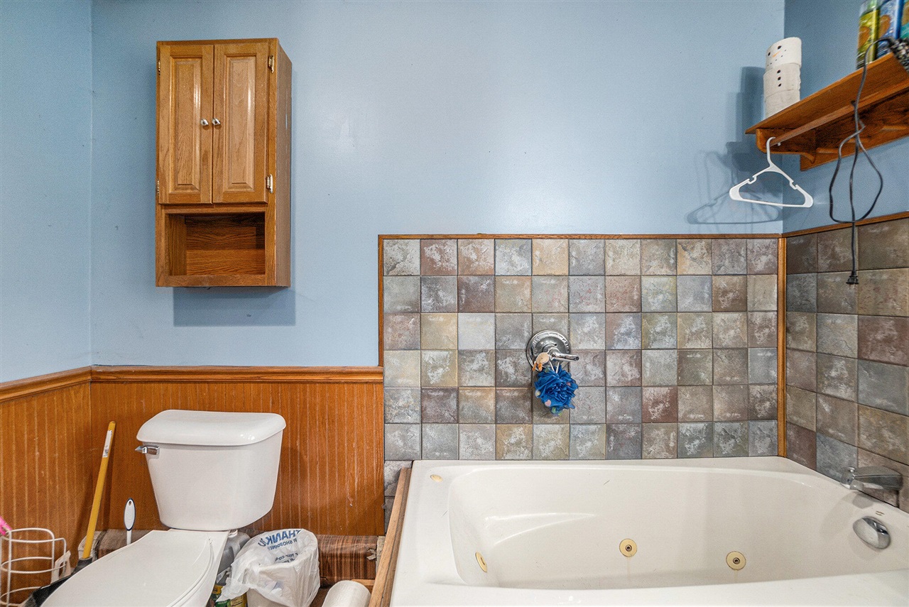 18344 9 Mile Road, Reed City, MI, 49677-8494