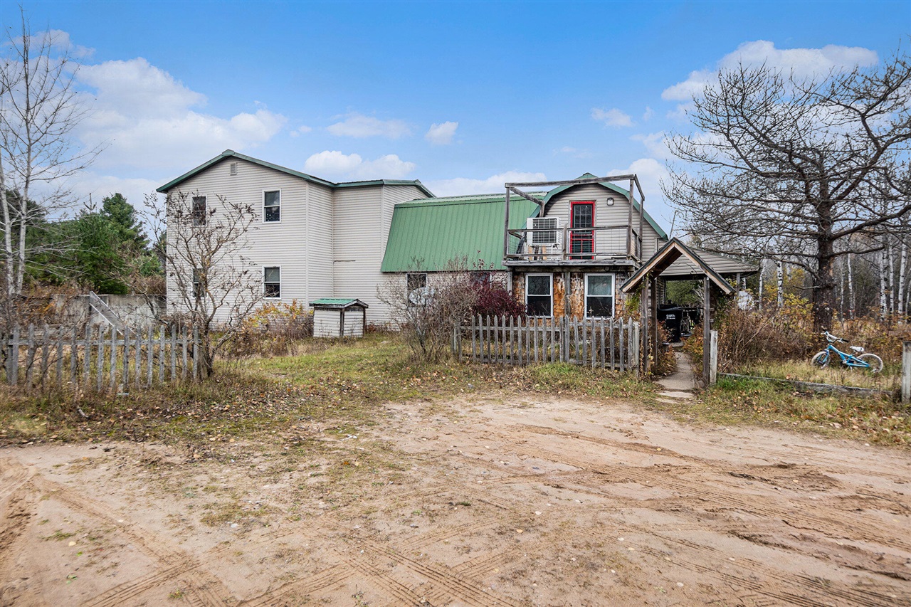 18344 9 Mile Road, Reed City, MI, 49677-8494