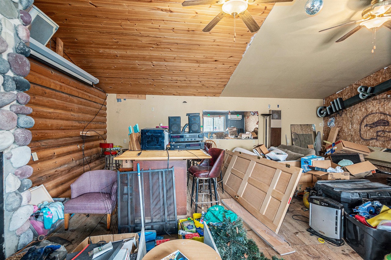 18344 9 Mile Road, Reed City, MI, 49677-8494