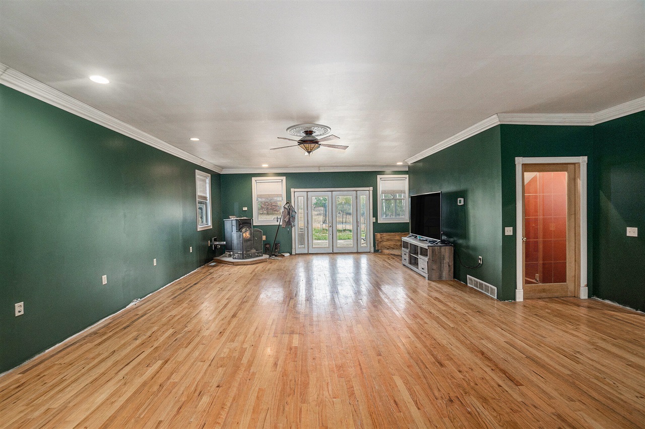 18344 9 Mile Road, Reed City, MI, 49677-8494