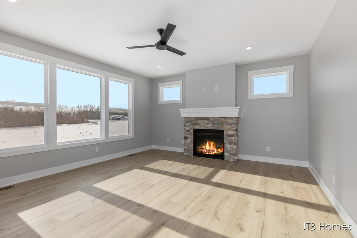 Homes for sale in Alto, MI | 8318 Kettle Hill Ct, Alto, MI 49302 | MLS# 70504410