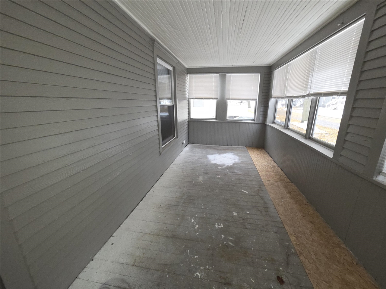 519 Seymour Avenue, Jackson, MI, 49202-3564