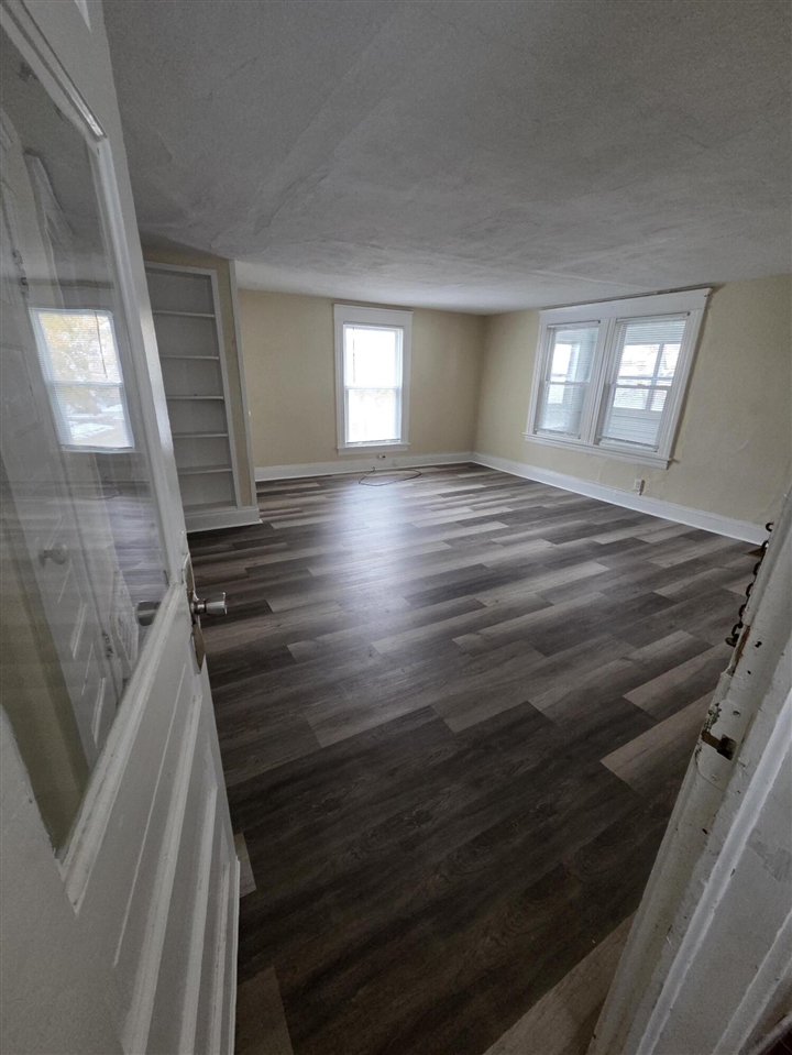 519 Seymour Avenue, Jackson, MI, 49202-3564