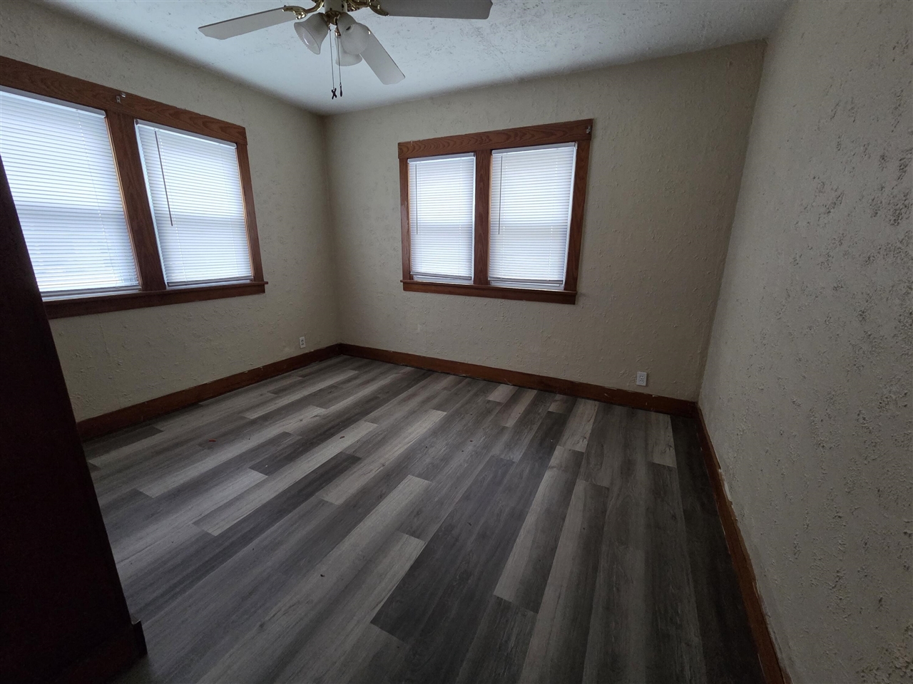 519 Seymour Avenue, Jackson, MI, 49202-3564