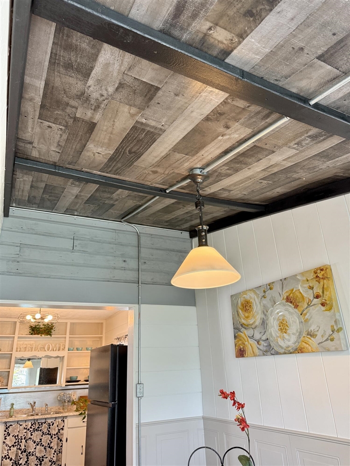 420 Robert Street, Ludington, MI, 49431-1673