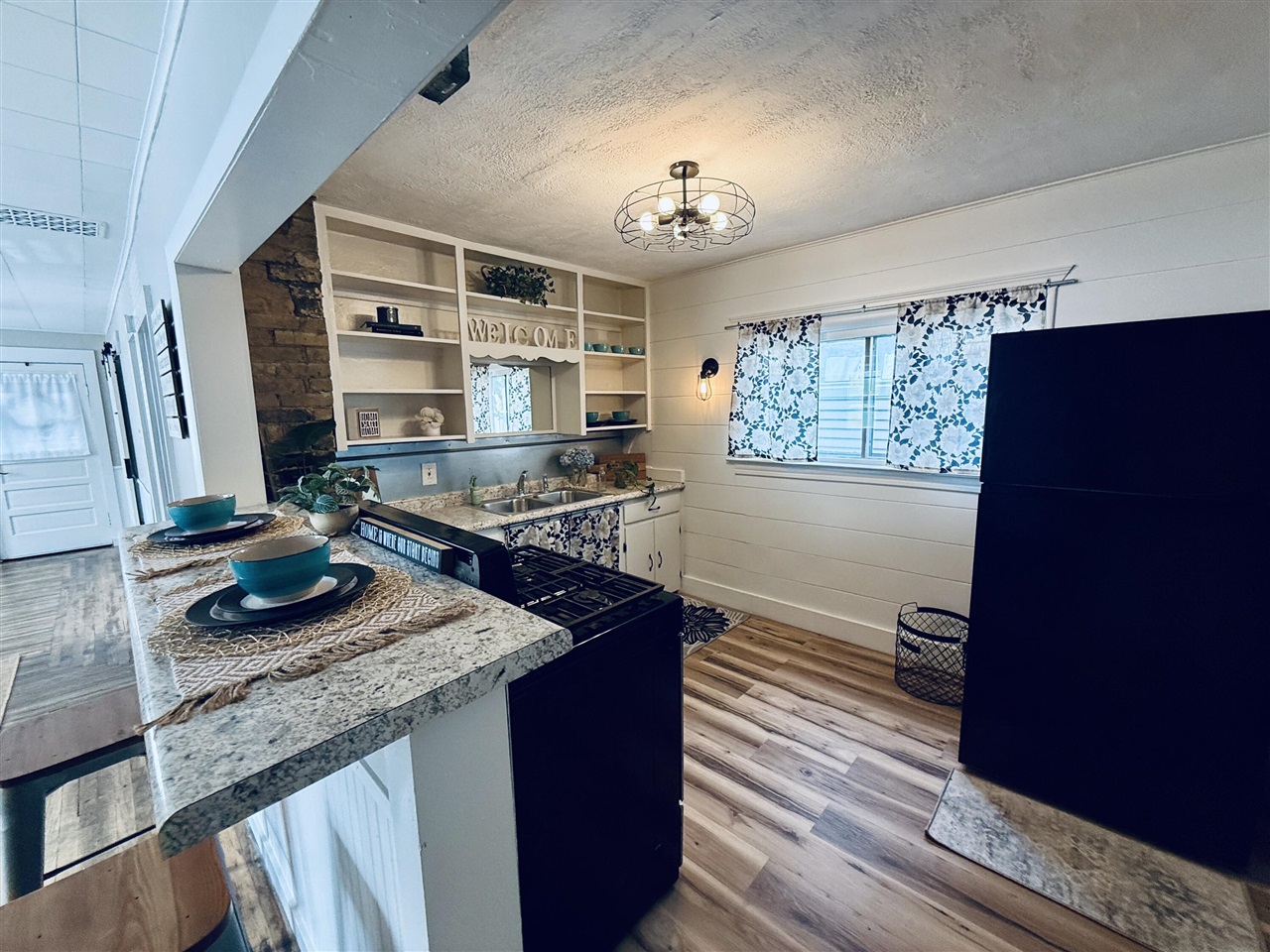 420 Robert Street, Ludington, MI, 49431-1673