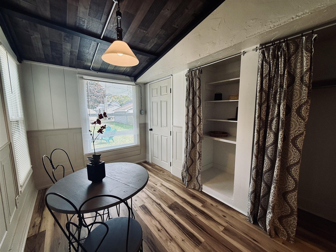 420 Robert Street, Ludington, MI, 49431-1673