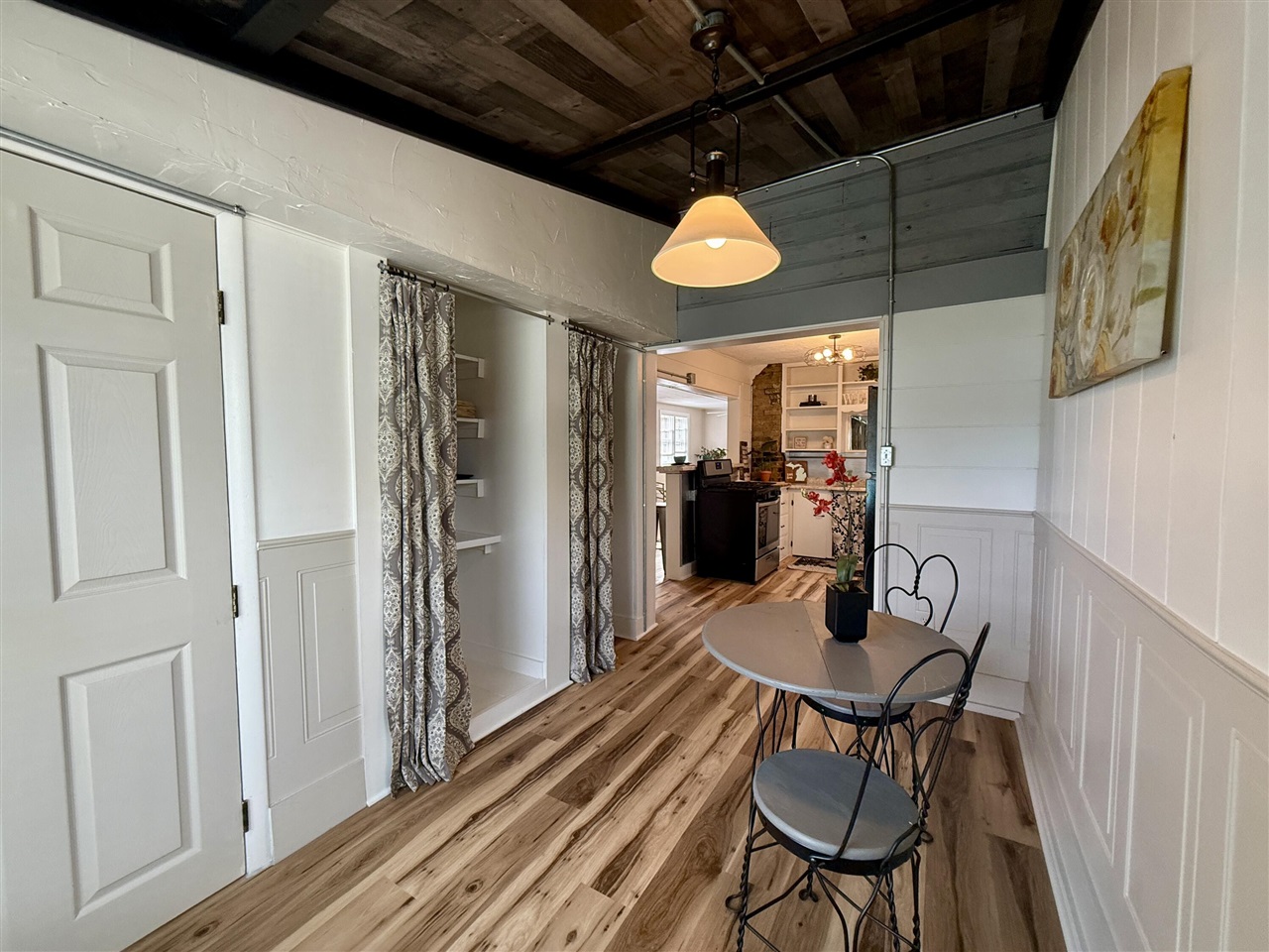 420 Robert Street, Ludington, MI, 49431-1673