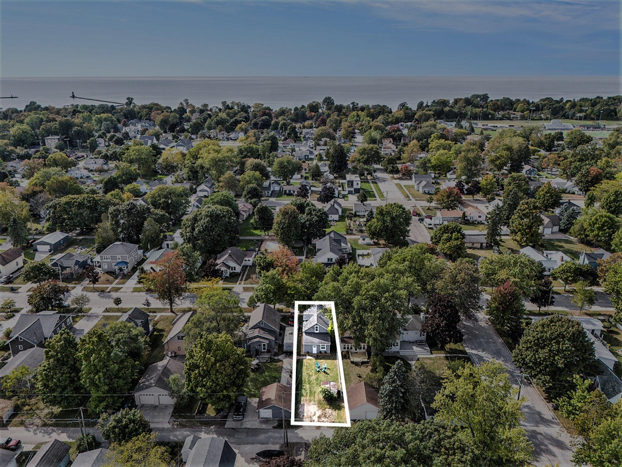 420 Robert Street, Ludington, MI, 49431-1673