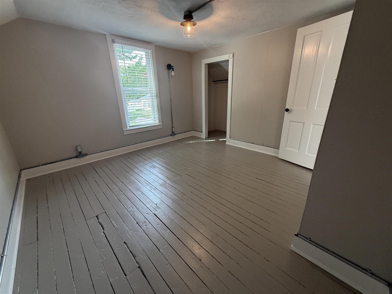 420 Robert Street, Ludington, MI, 49431-1673