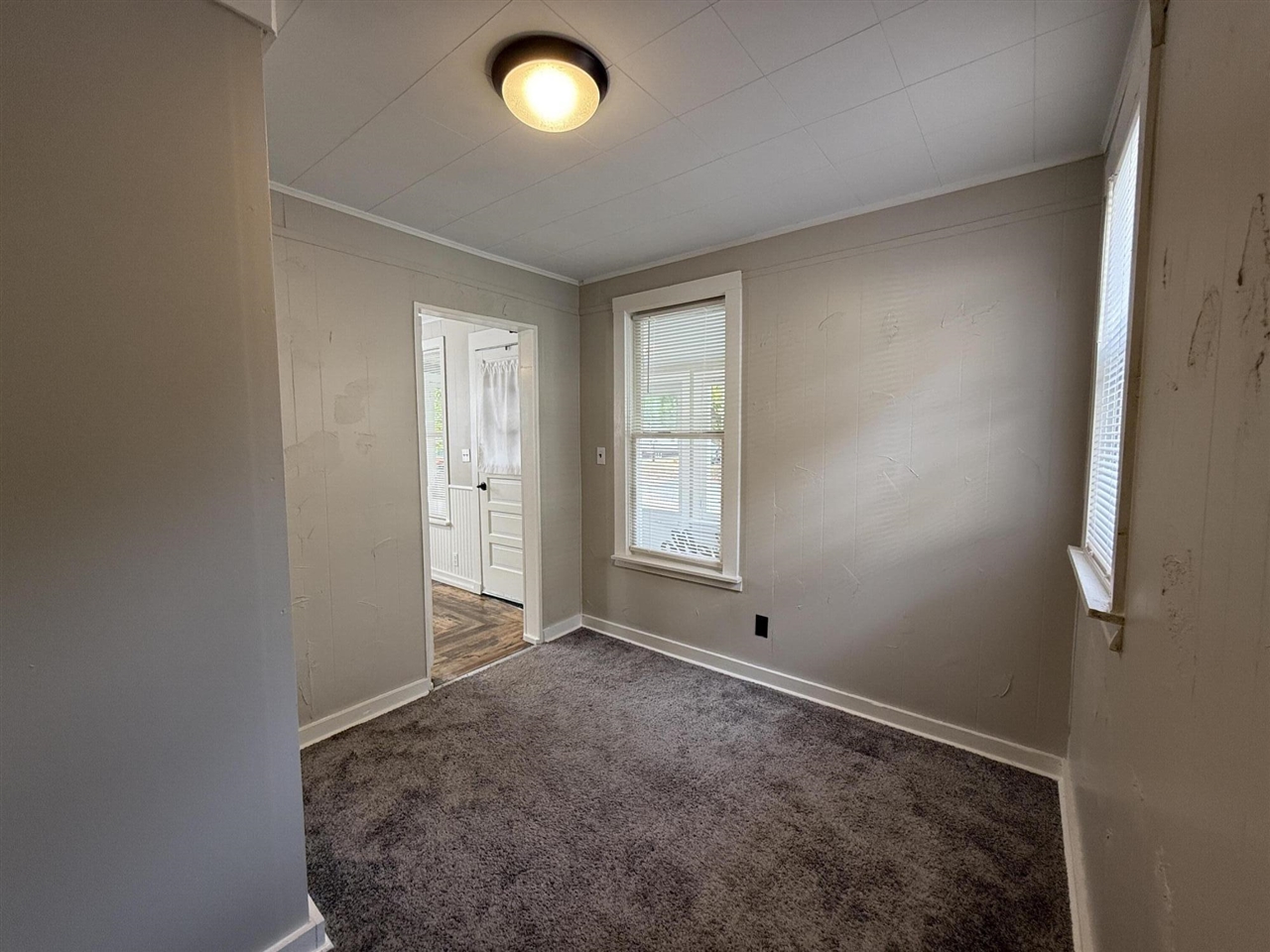 420 Robert Street, Ludington, MI, 49431-1673