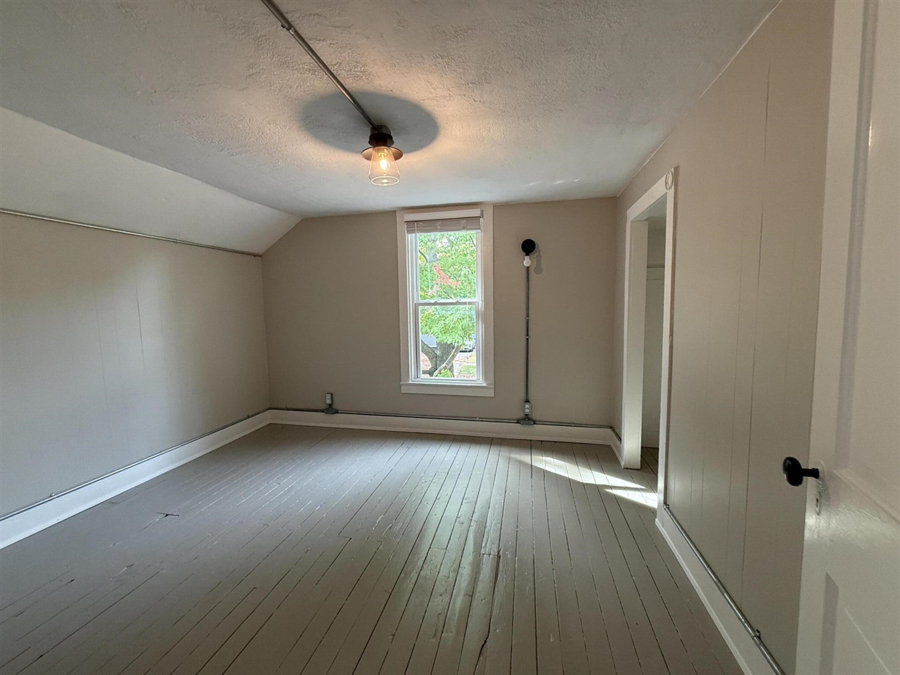 420 Robert Street, Ludington, MI, 49431-1673