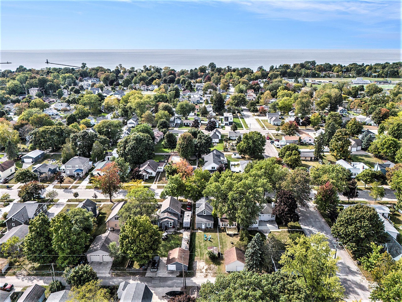 420 Robert Street, Ludington, MI, 49431-1673