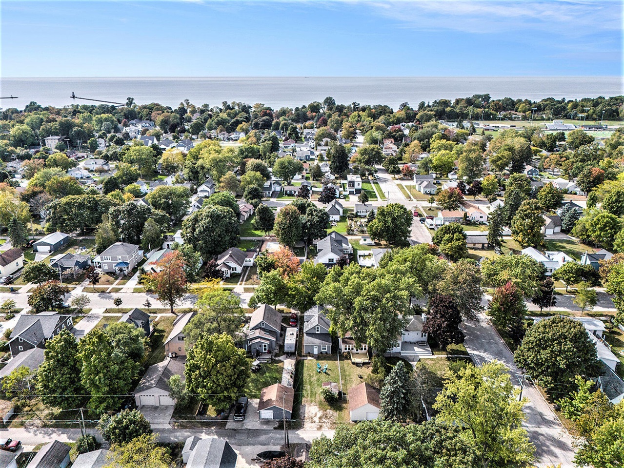 420 Robert Street, Ludington, MI, 49431-1673