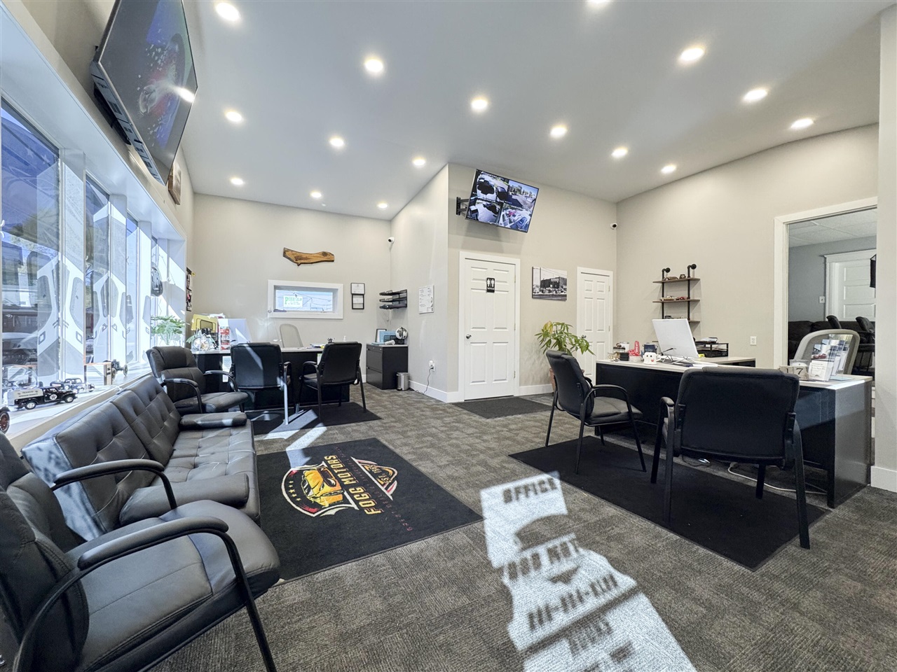 946 Capital Avenue, Battle Creek, MI, 49017