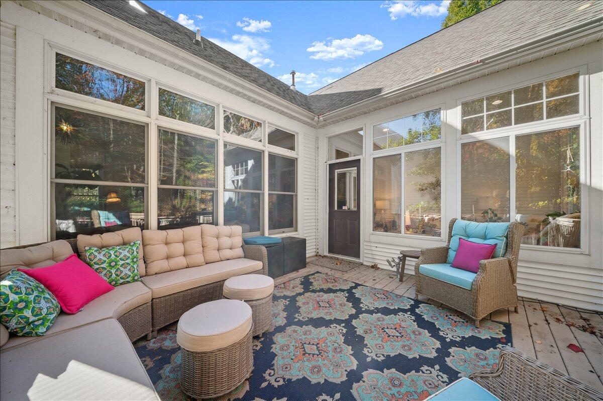 17711 Cobblefield Lane, Spring Lake, MI, 49456-9264