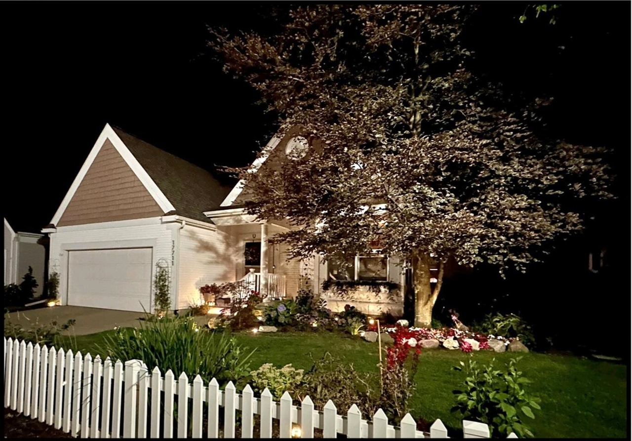 17711 Cobblefield Lane, Spring Lake, MI, 49456-9264