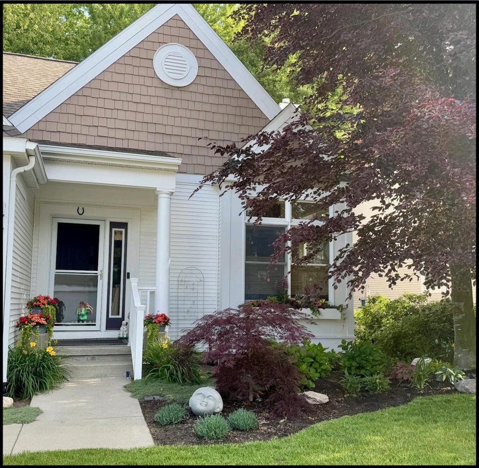 17711 Cobblefield Lane, Spring Lake, MI, 49456-9264